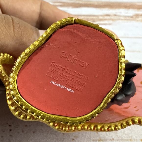 Funko Pop! Aladdin Jasmine #543 Desert Moon Special Edition Vinyl Figure Used - Picture 5 of 5